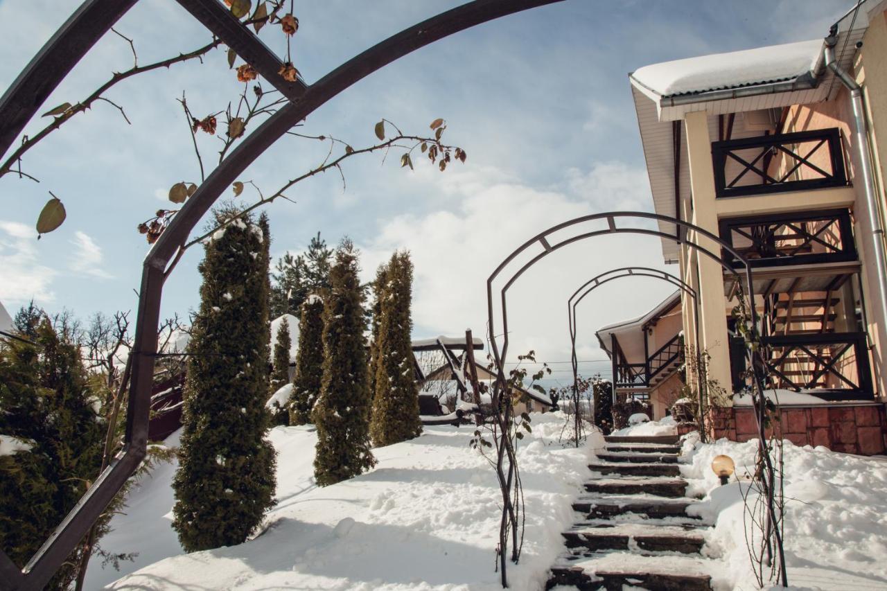 Hotel Августин Solochyn Exterior foto
