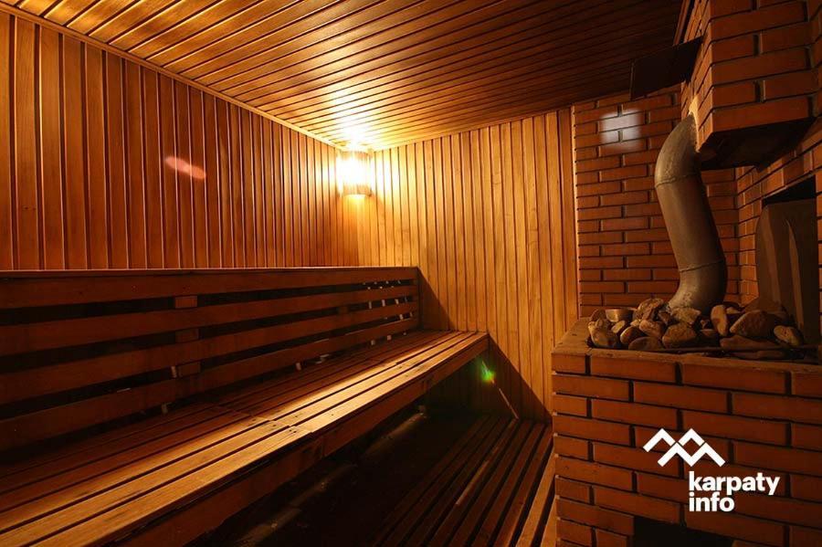 Hotel Августин Solochyn Exterior foto